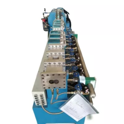 Twin vis extruder
